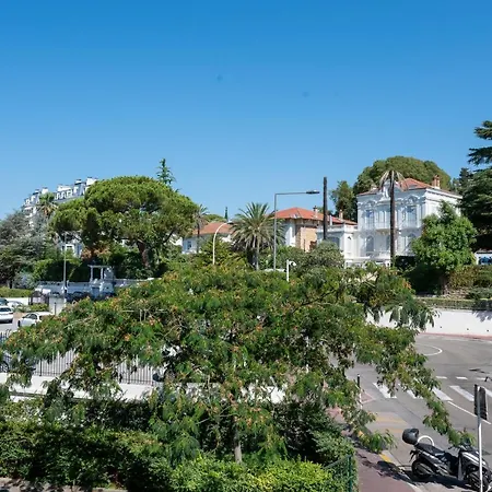 Cosy Flat With Parking - Basse Californie -